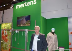 Cock Batist van Mertens met het inmiddels alom bekende Plant Elevation System.
